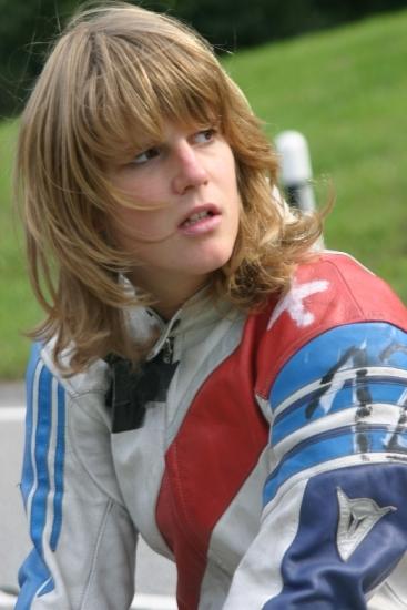 Dirtsurfer, Gioasteka