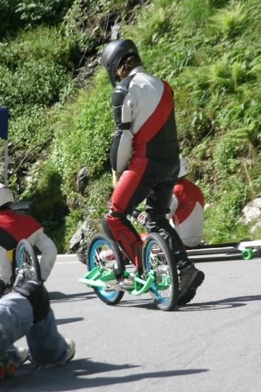 Dirtsurfer, Gioasteka
